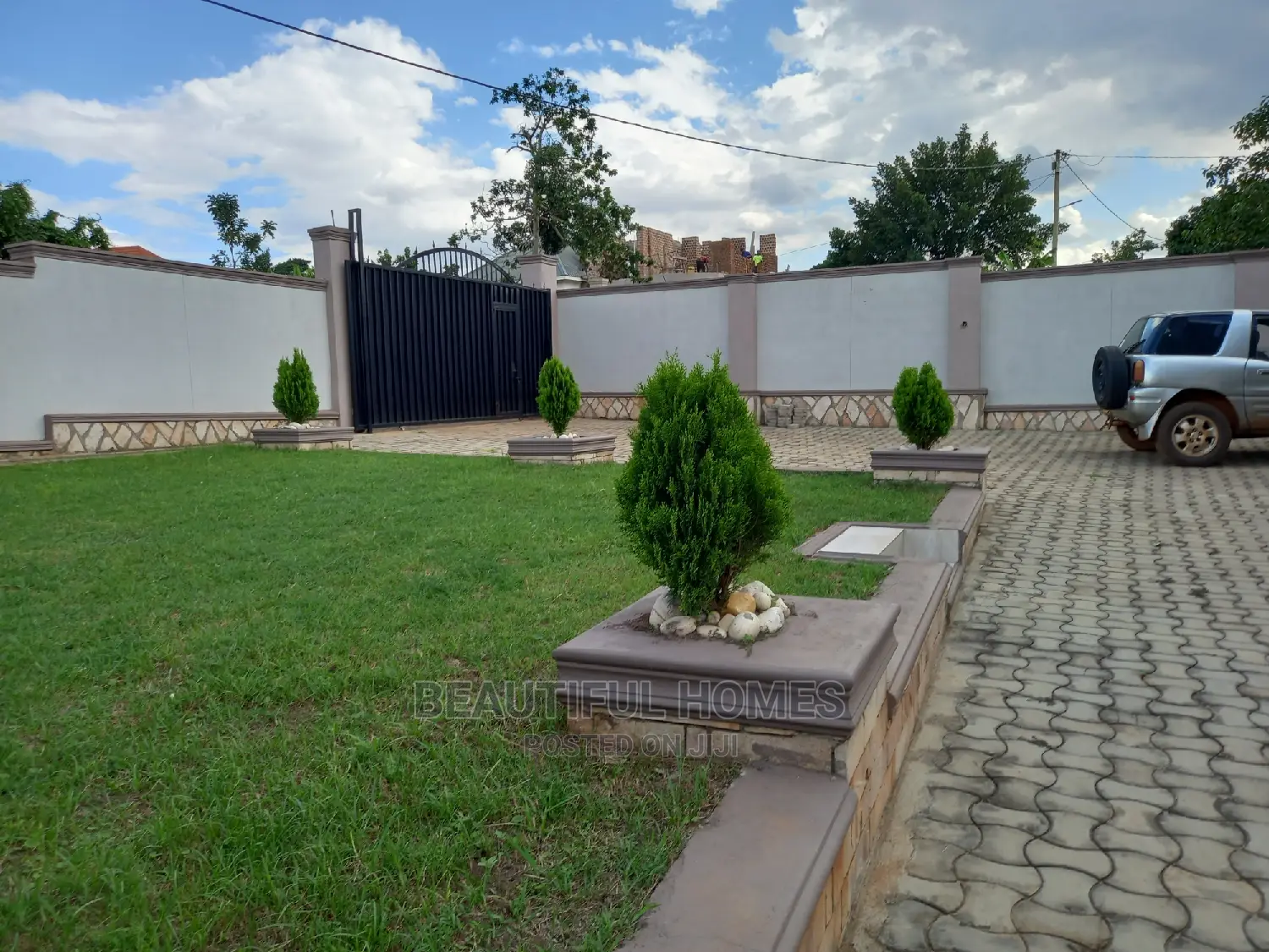 Furnished 4bdrm House in Kira for Sale in Kira