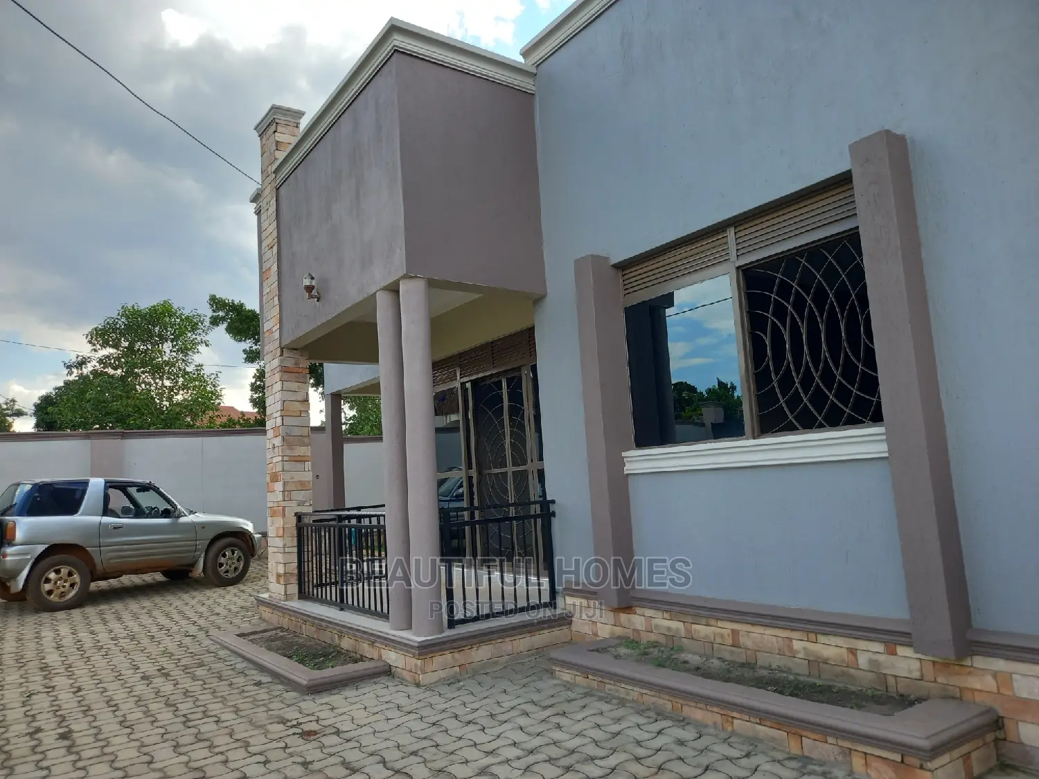 Furnished 4bdrm House in Kira for Sale in Kira