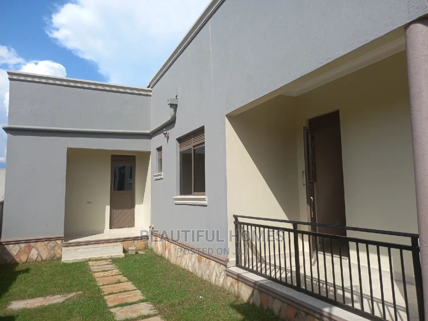 Furnished 4bdrm House in Kira for Sale in Kira