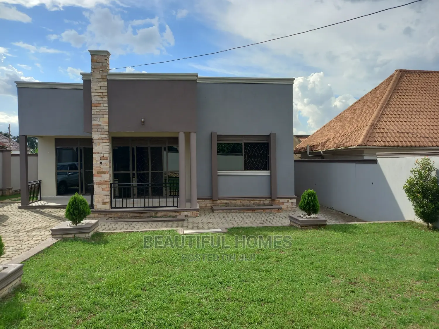 Furnished 4bdrm House in Kira for Sale in Kira