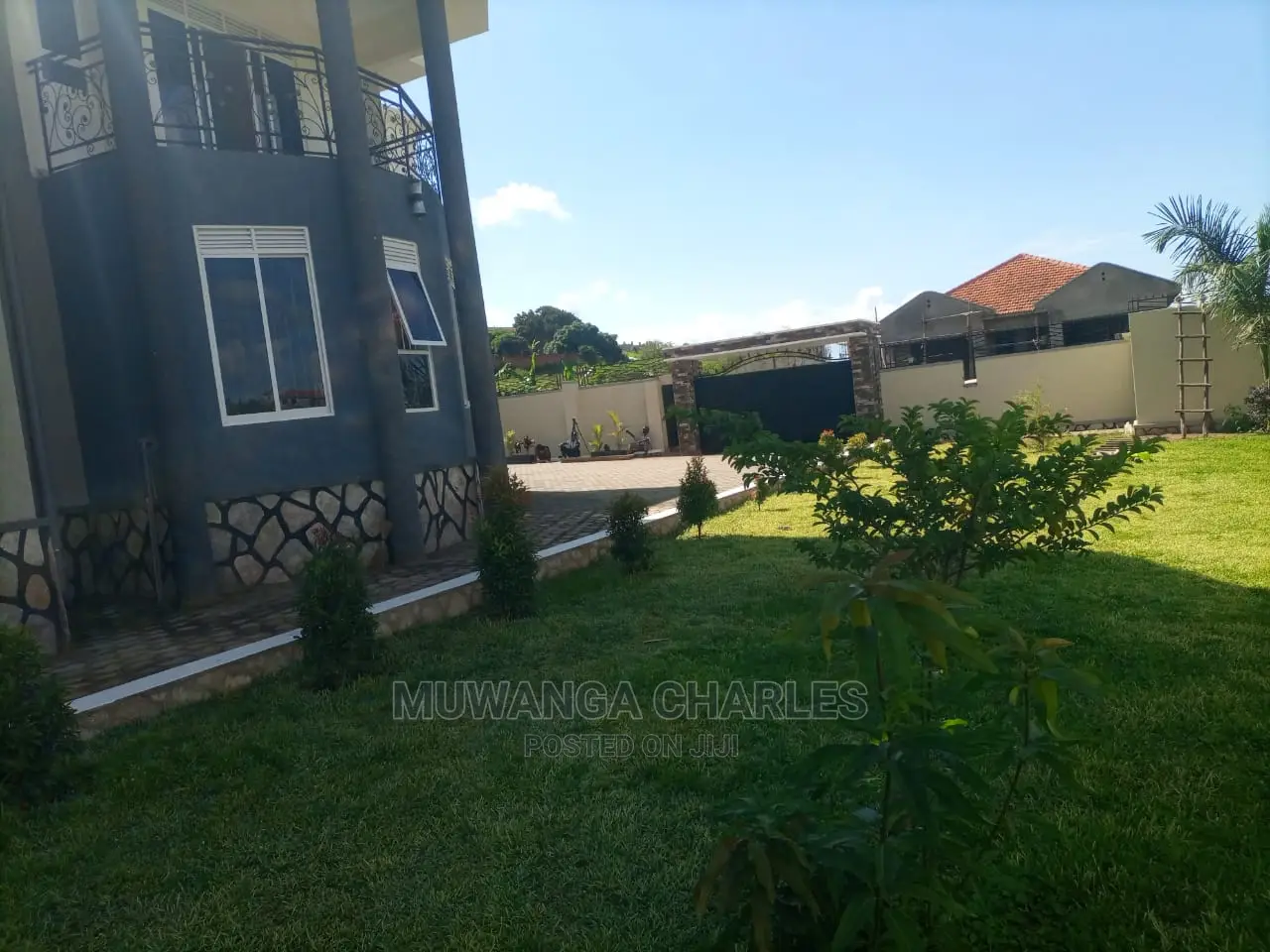 5bdrm Duplex in Fs Properties Ltd, Central Division for Sale in Central Division