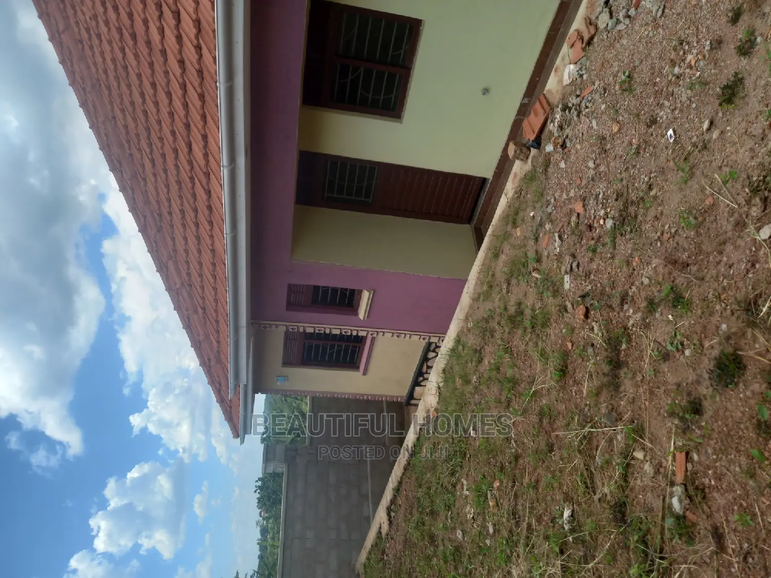 Furnished 4bdrm Bungalow in Kira for Sale in Kira