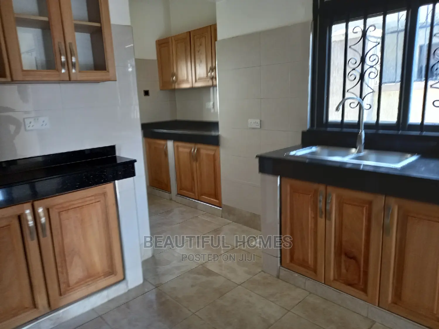 Furnished 4bdrm House in Kira for sale in Kira