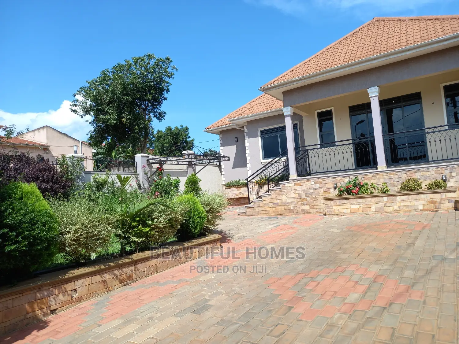 Furnished 4bdrm House in Kira for sale in Kira