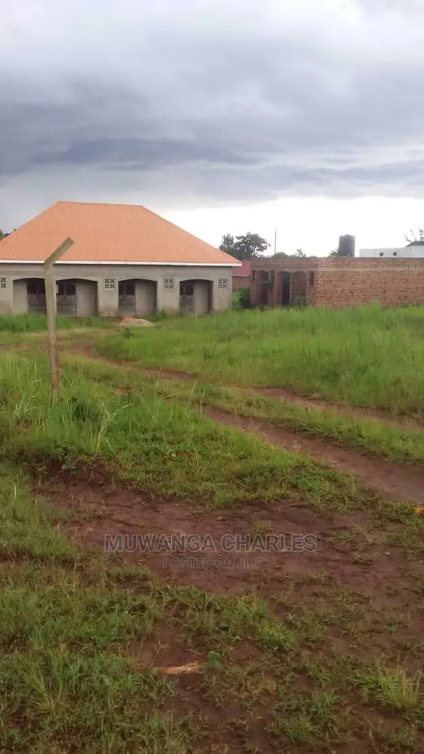 Plots in Kitende Entebbe Road for Sale in Central Division