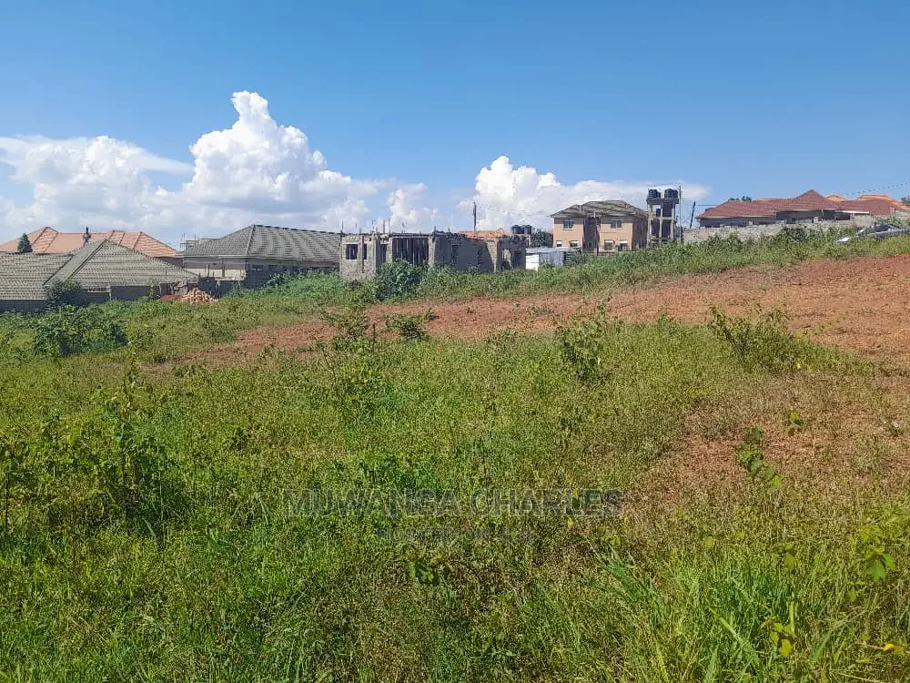 100by50ft Plot in Buwate in Central Division