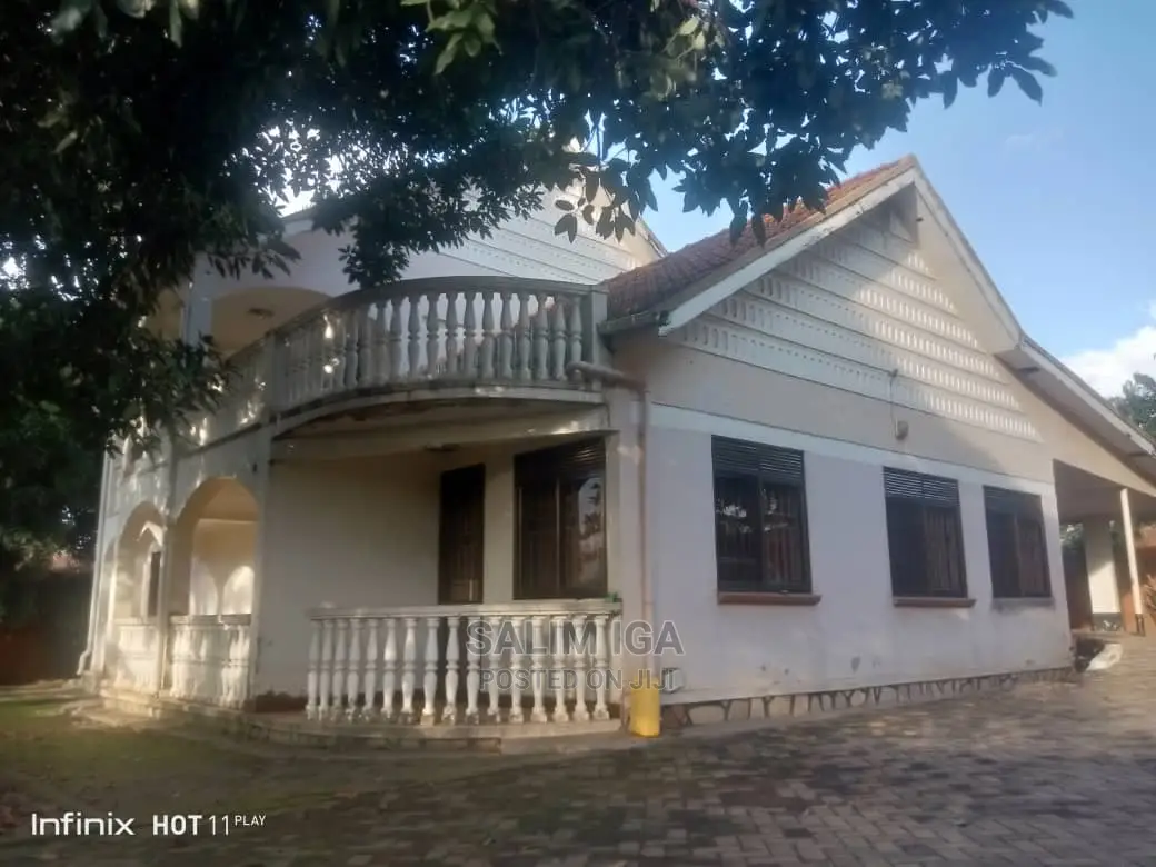 4bdrm Duplex in Kololo Property, Nakawa for Sale in Nakawa