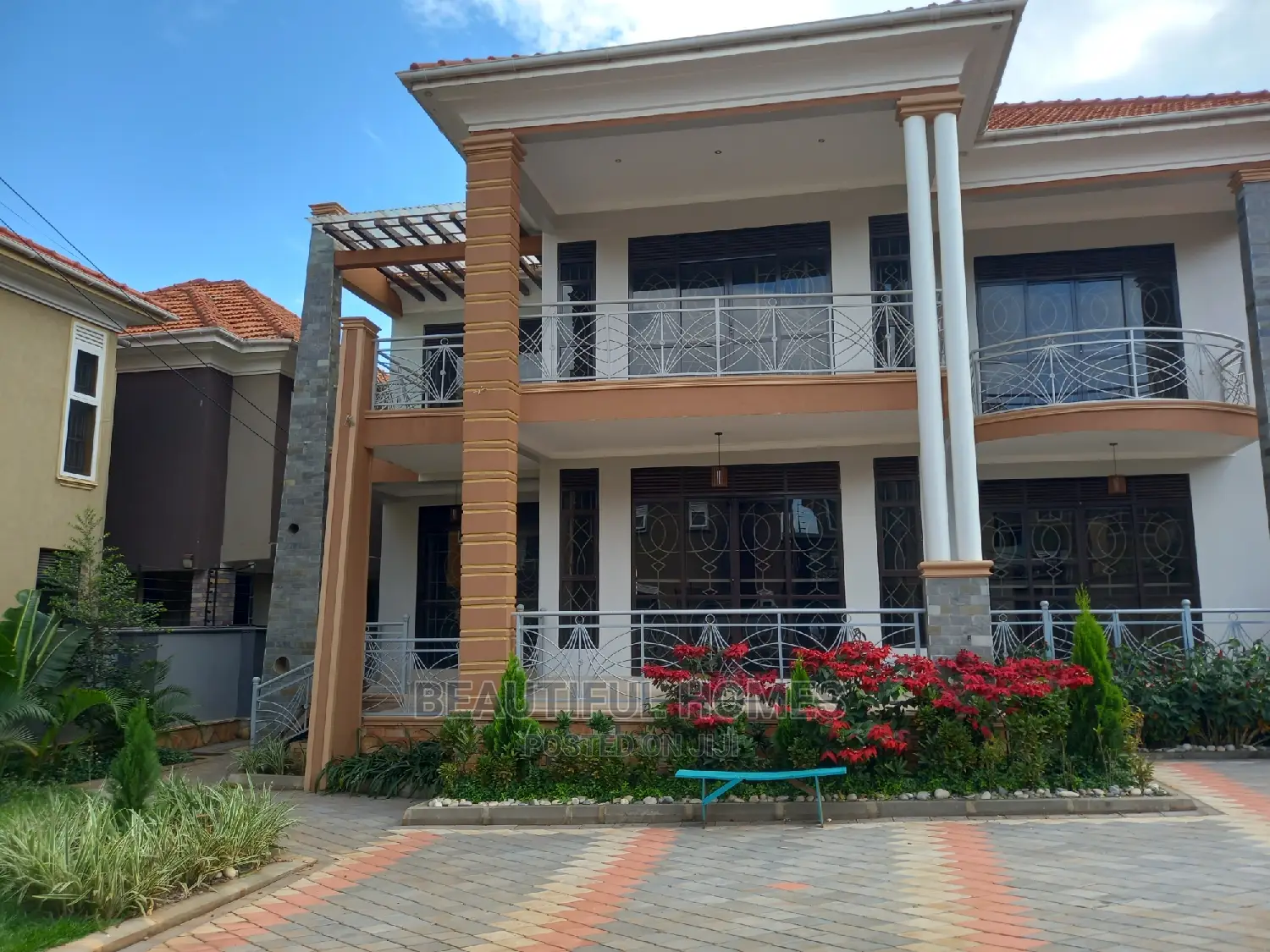 Furnished 6bdrm Mansion in Kyanja Corporate, Nakawa for Sale in Nakawa