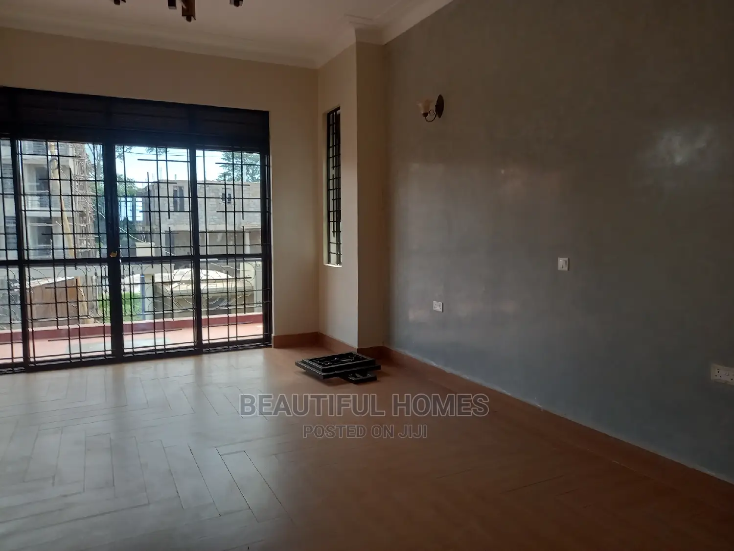Furnished 7bdrm Mansion in Kyanja, Central Division for Sale in Central Division