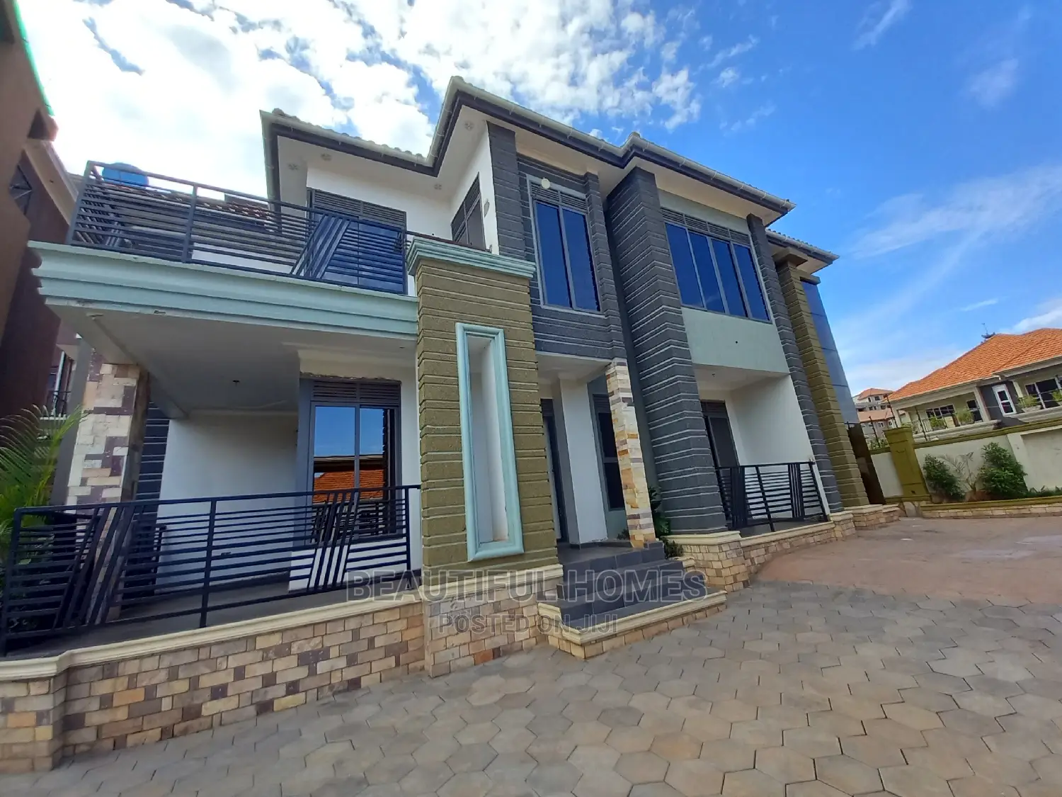 Furnished 5bdrm House in Kyanja Corporate, Nakawa for sale in Nakawa