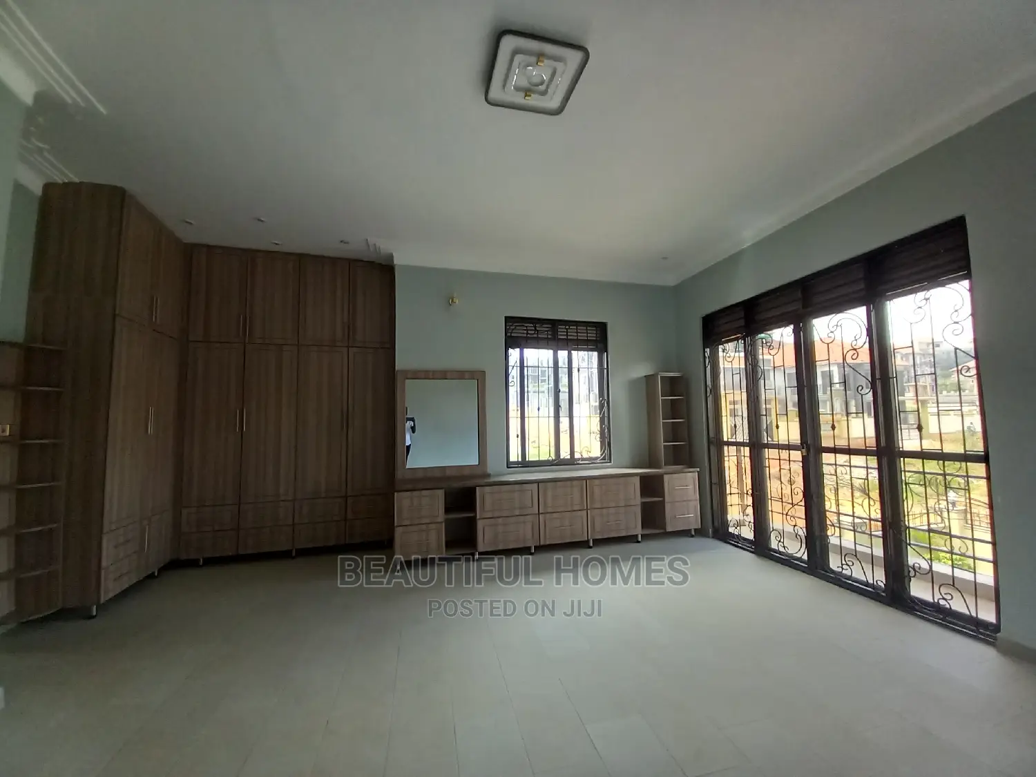 Furnished 5bdrm Mansion in Kyanja Ministers, Nakawa for Sale in Nakawa
