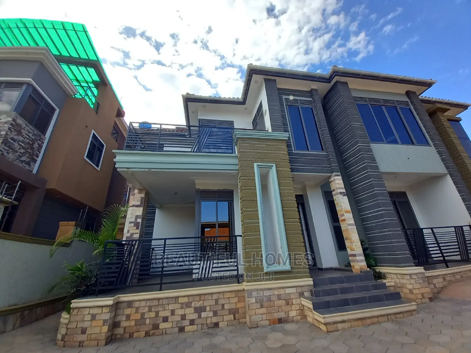 Furnished 5bdrm Mansion in Kyanja Ministers, Nakawa for Sale in Nakawa