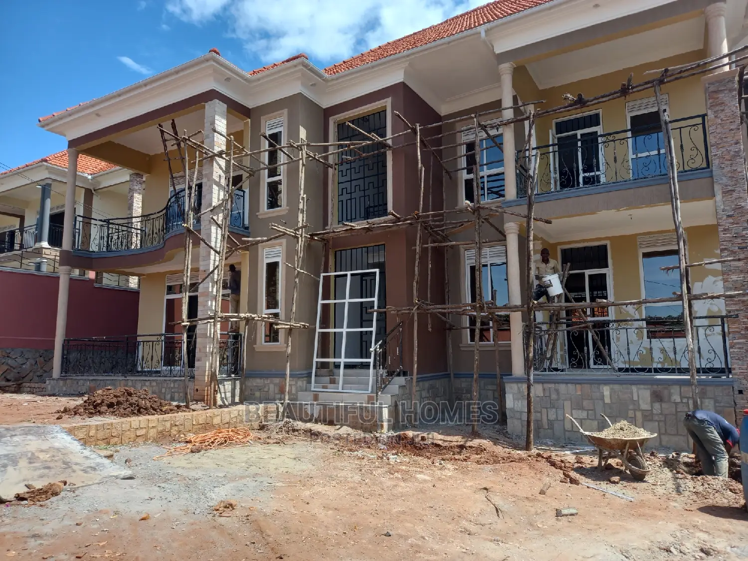 Furnished 6bdrm Mansion in Mansion, Central Division for Sale in Central Division