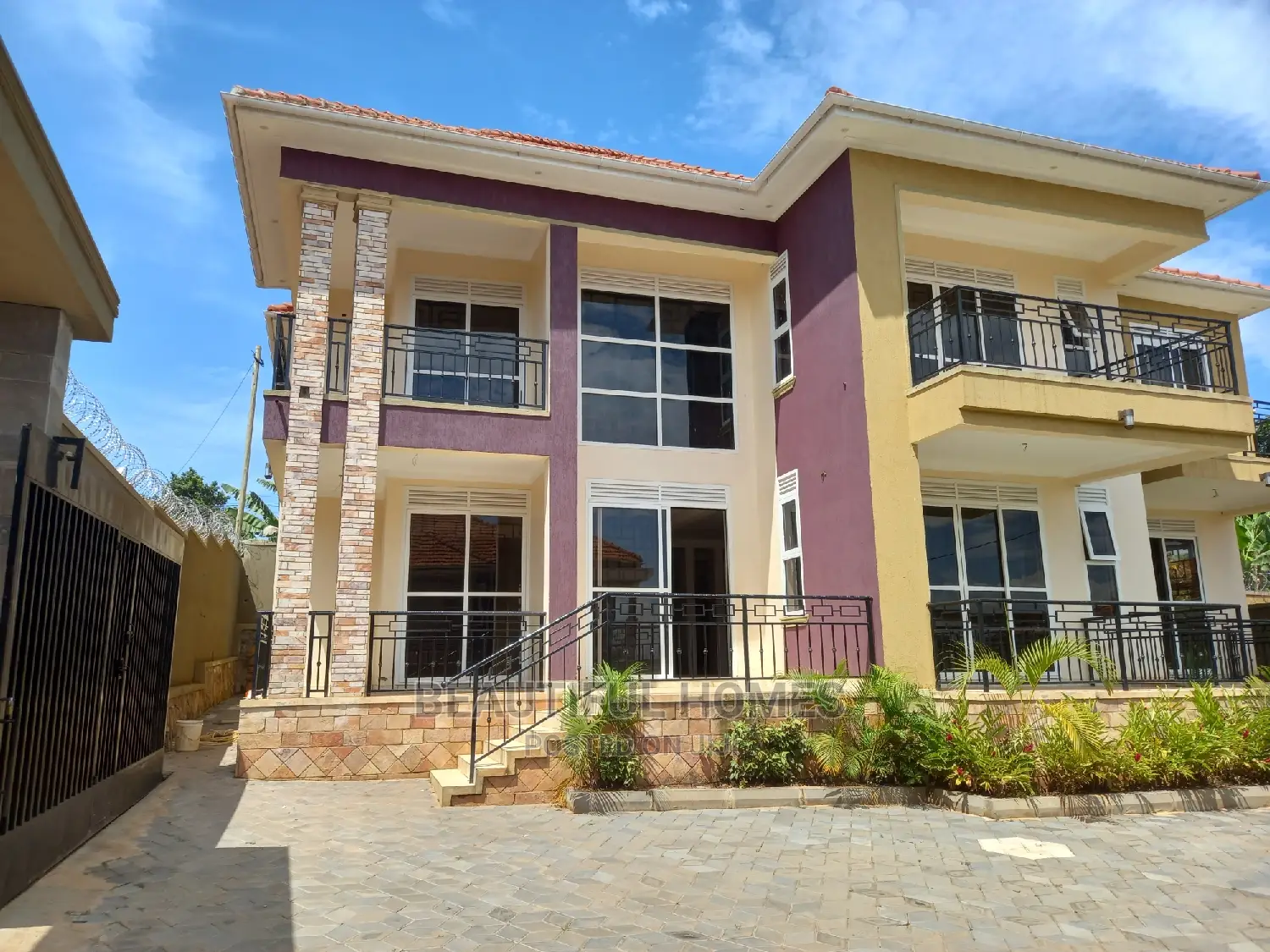 Furnished 6bdrm Mansion in Kira Corporate for Sale in Kira