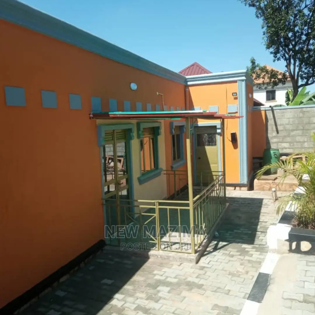 2bdrm House in Nansana, Central Division for Sale in Central Division