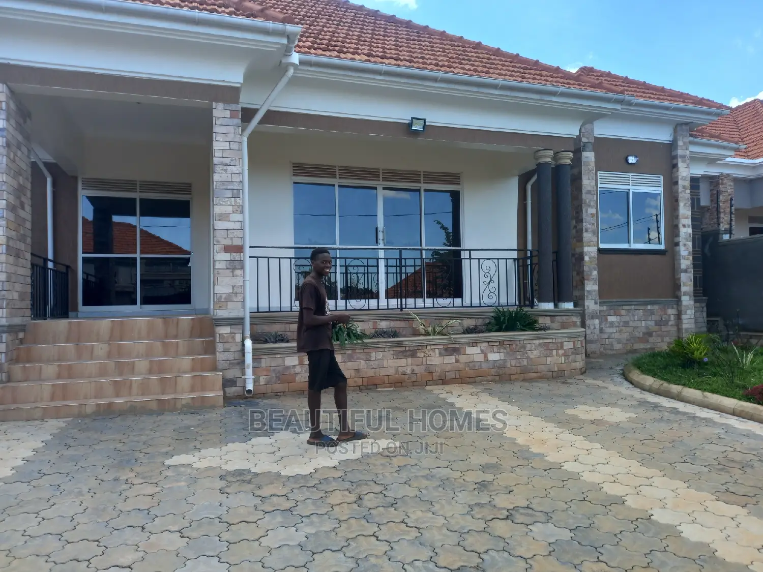 Furnished 4bdrm Bungalow in Kira for Sale in Kira