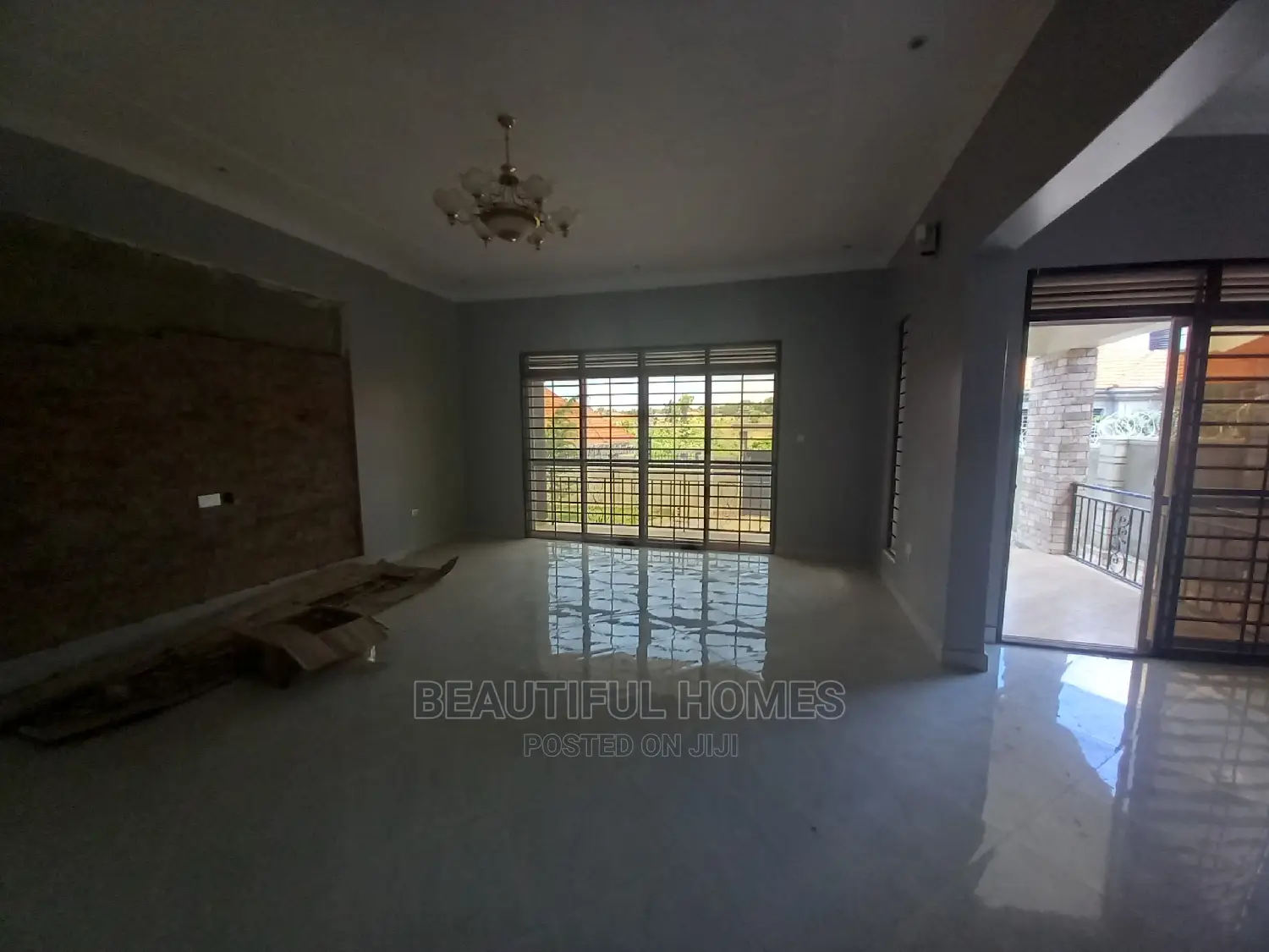 Furnished 4bdrm Bungalow in Kira for Sale in Kira