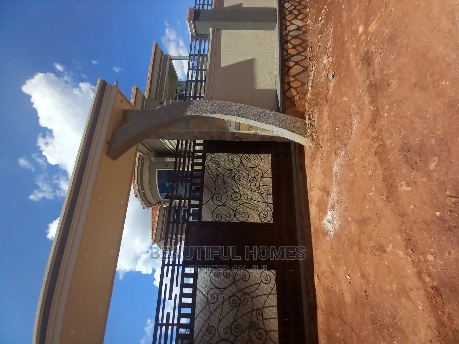 Furnished 4bdrm House in Kira for Sale in Kira