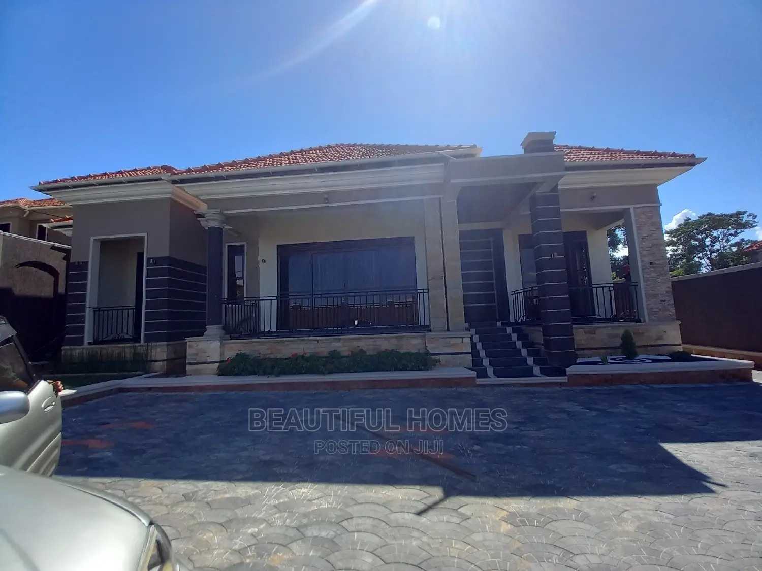 Furnished 4bdrm Mansion in Kira for Sale in Kira