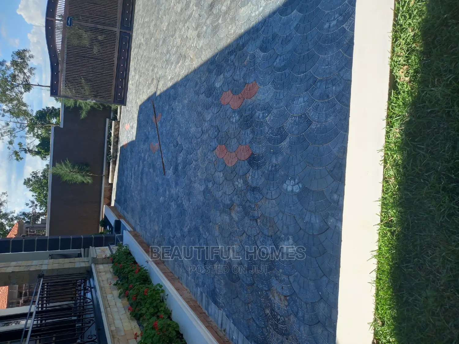 Furnished 4bdrm Mansion in Kira for Sale in Kira