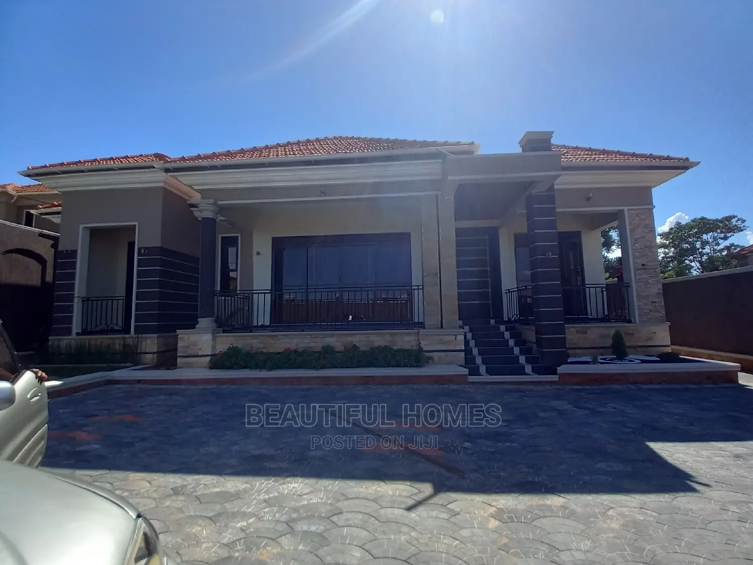 Furnished 4bdrm Bungalow in Kira for Sale in Kira