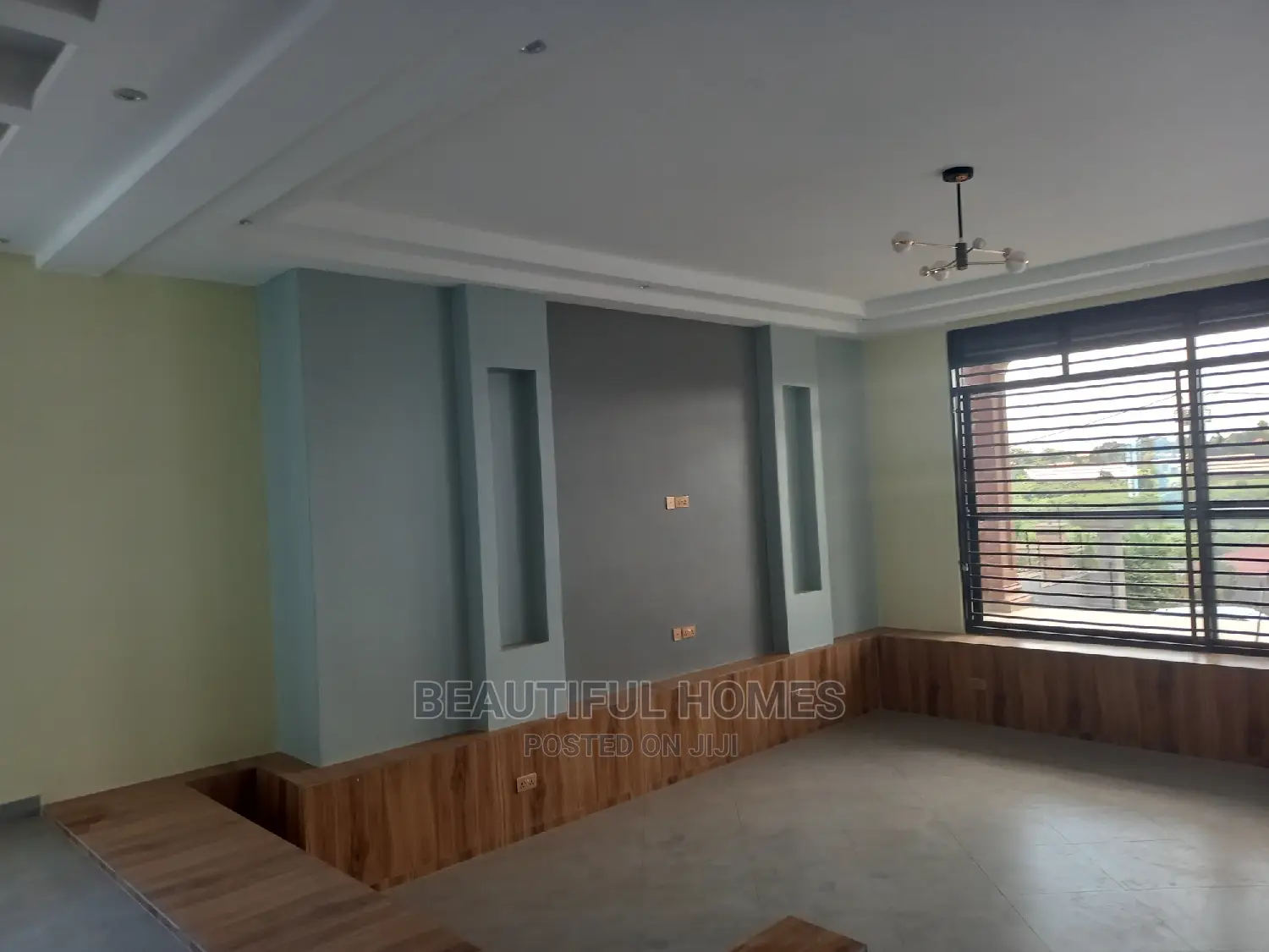 Furnished 6bdrm Mansion in Kira Posh, Central Division for Sale in Central Division