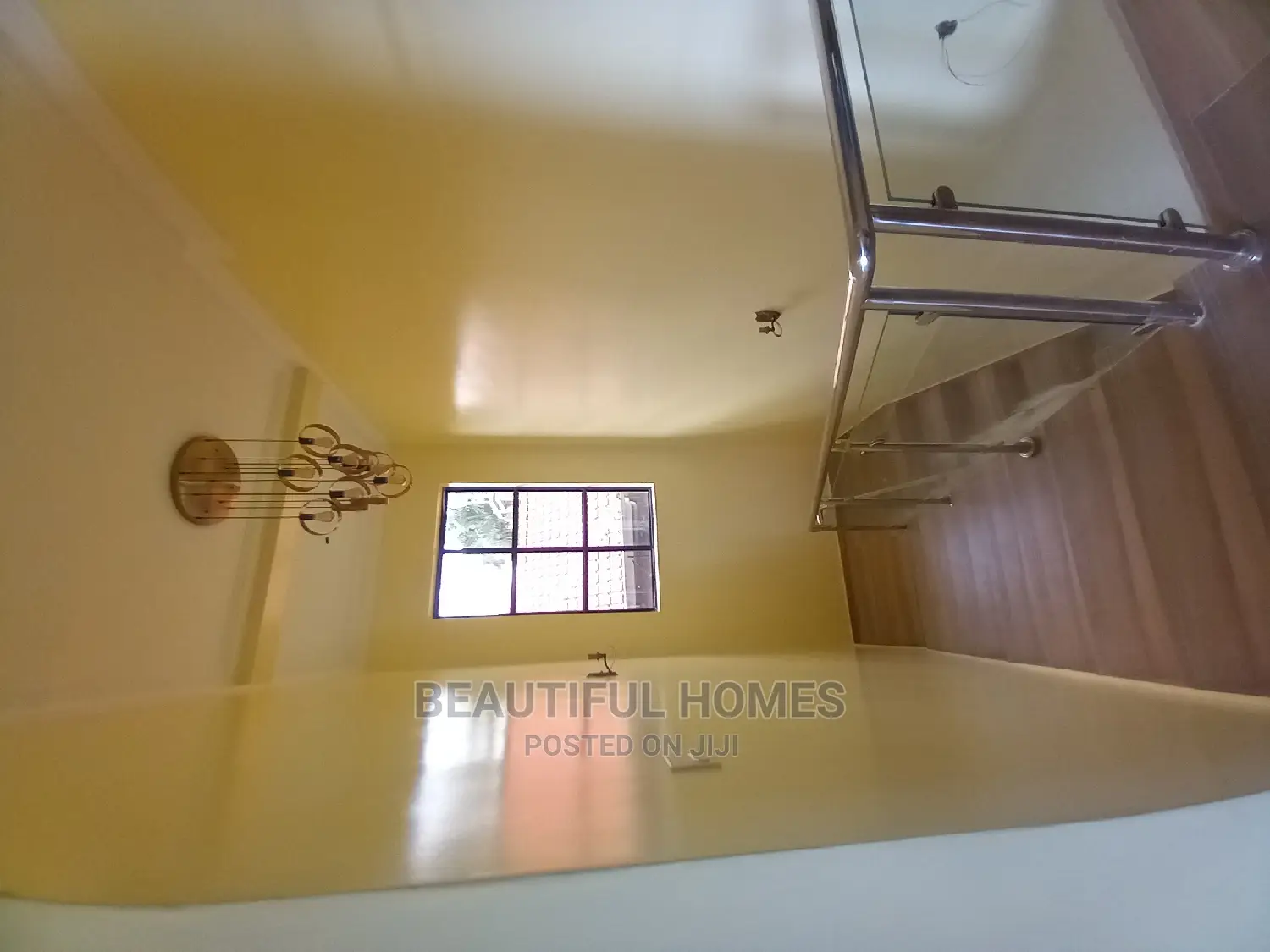 Furnished 6bdrm Mansion in Kira Posh, Central Division for Sale in Central Division
