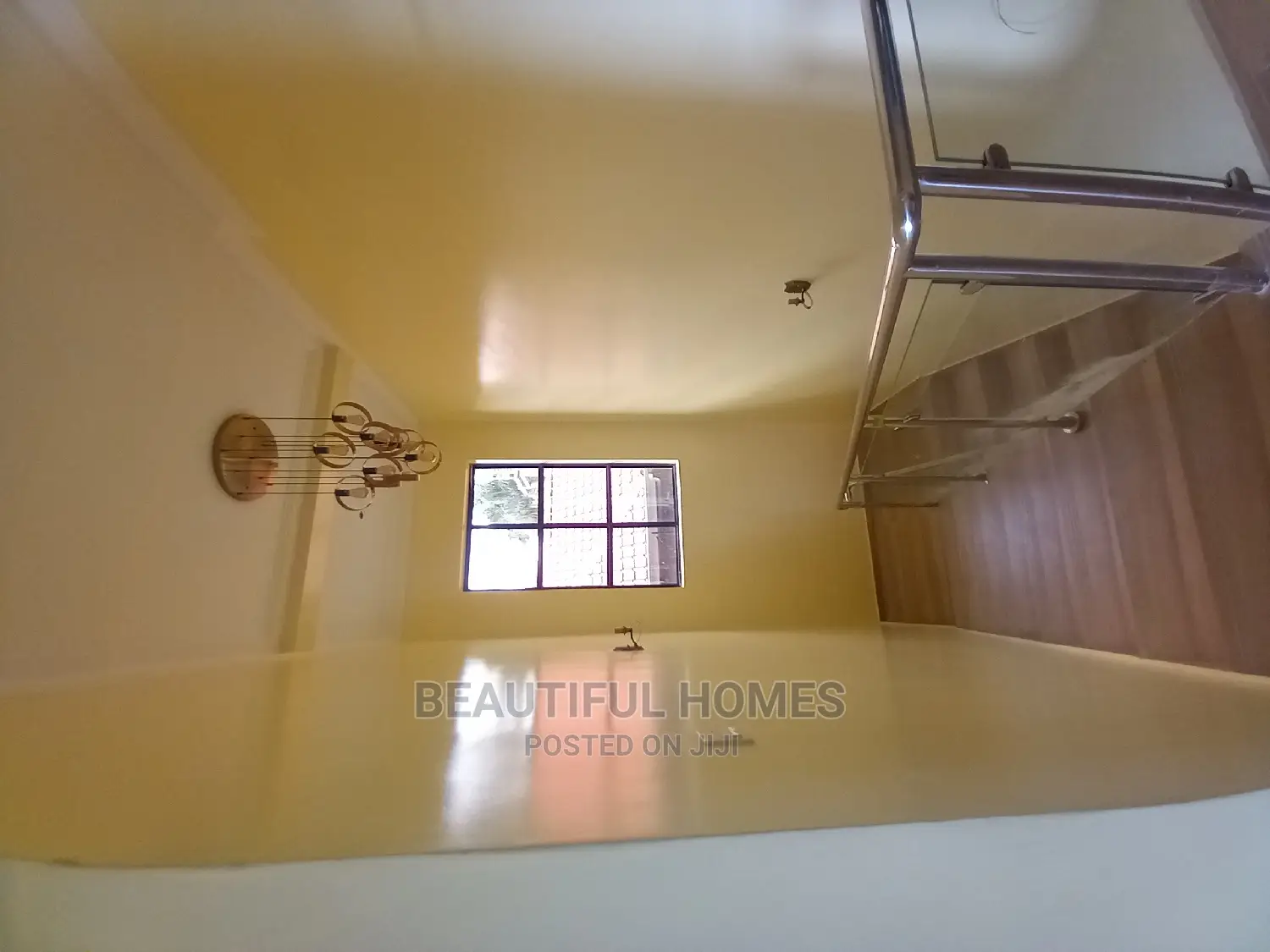 Furnished 6bdrm Mansion in Kira Posh, Central Division for Sale in Central Division