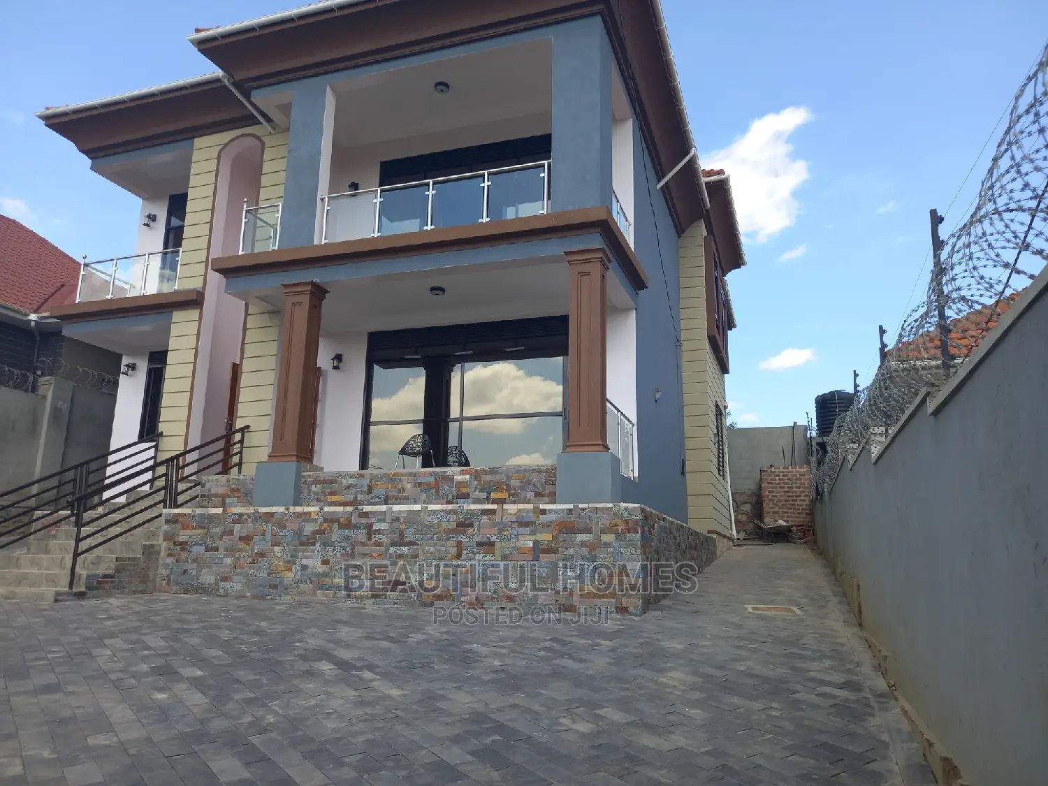 Furnished 6bdrm House in Kira for Sale in Kira