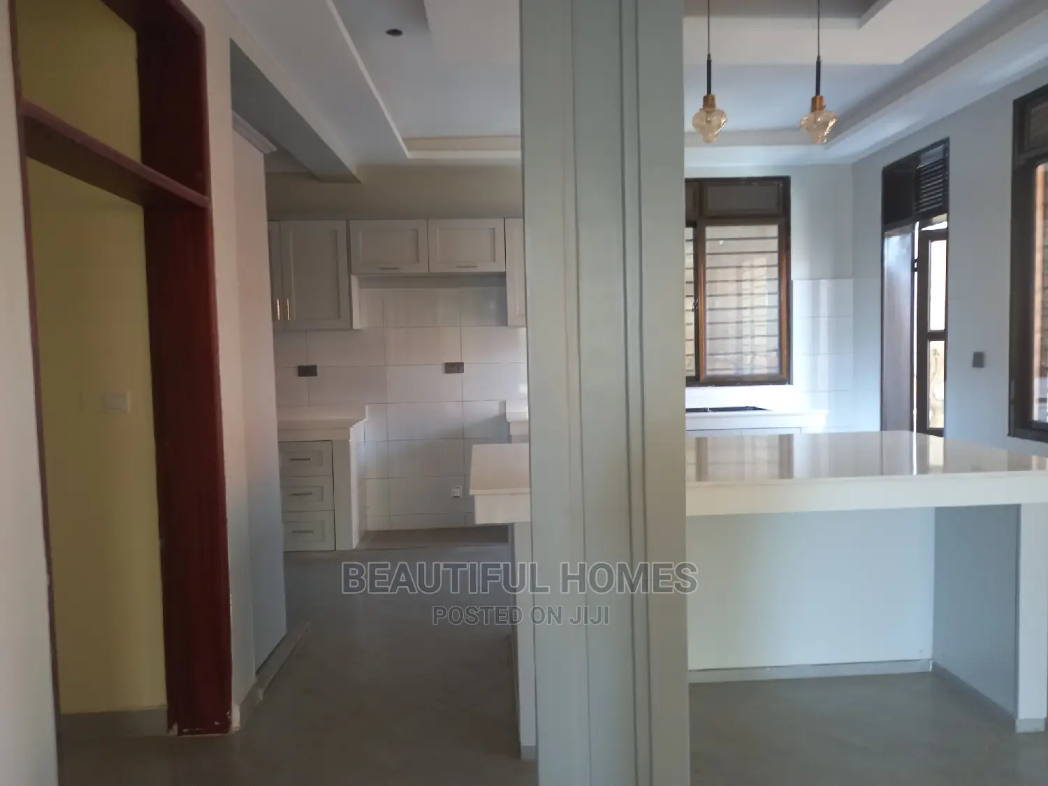 Furnished 6bdrm Mansion in Kira for Sale in Kira