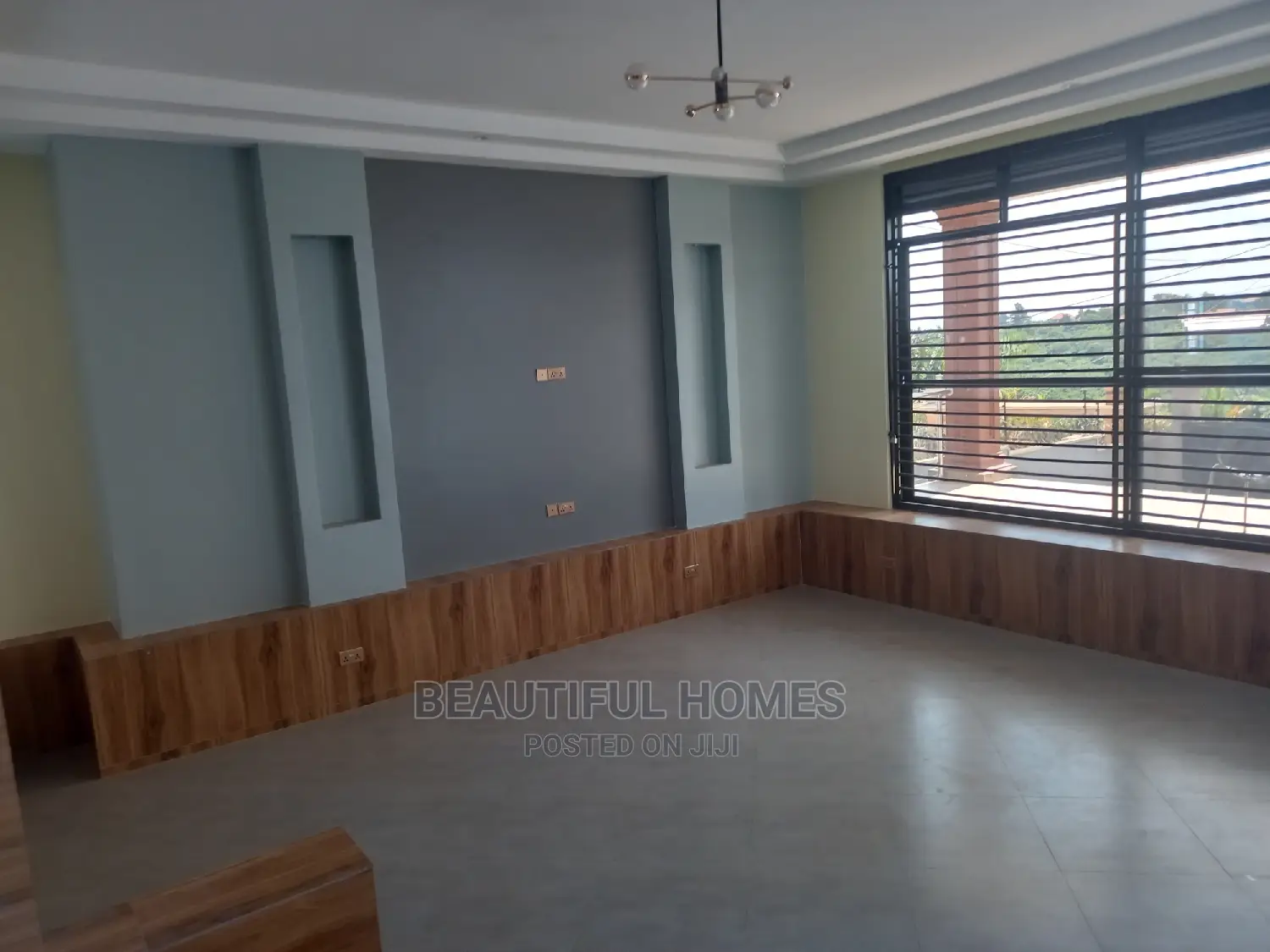 Furnished 6bdrm Mansion in Kira for Sale in Kira