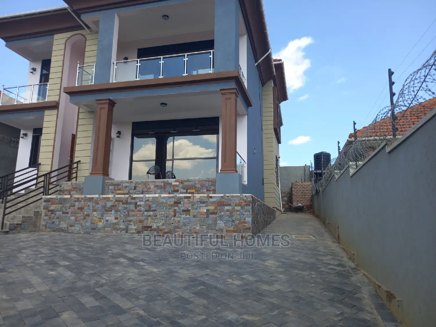 Furnished 6bdrm House in Kira for Sale in Kira