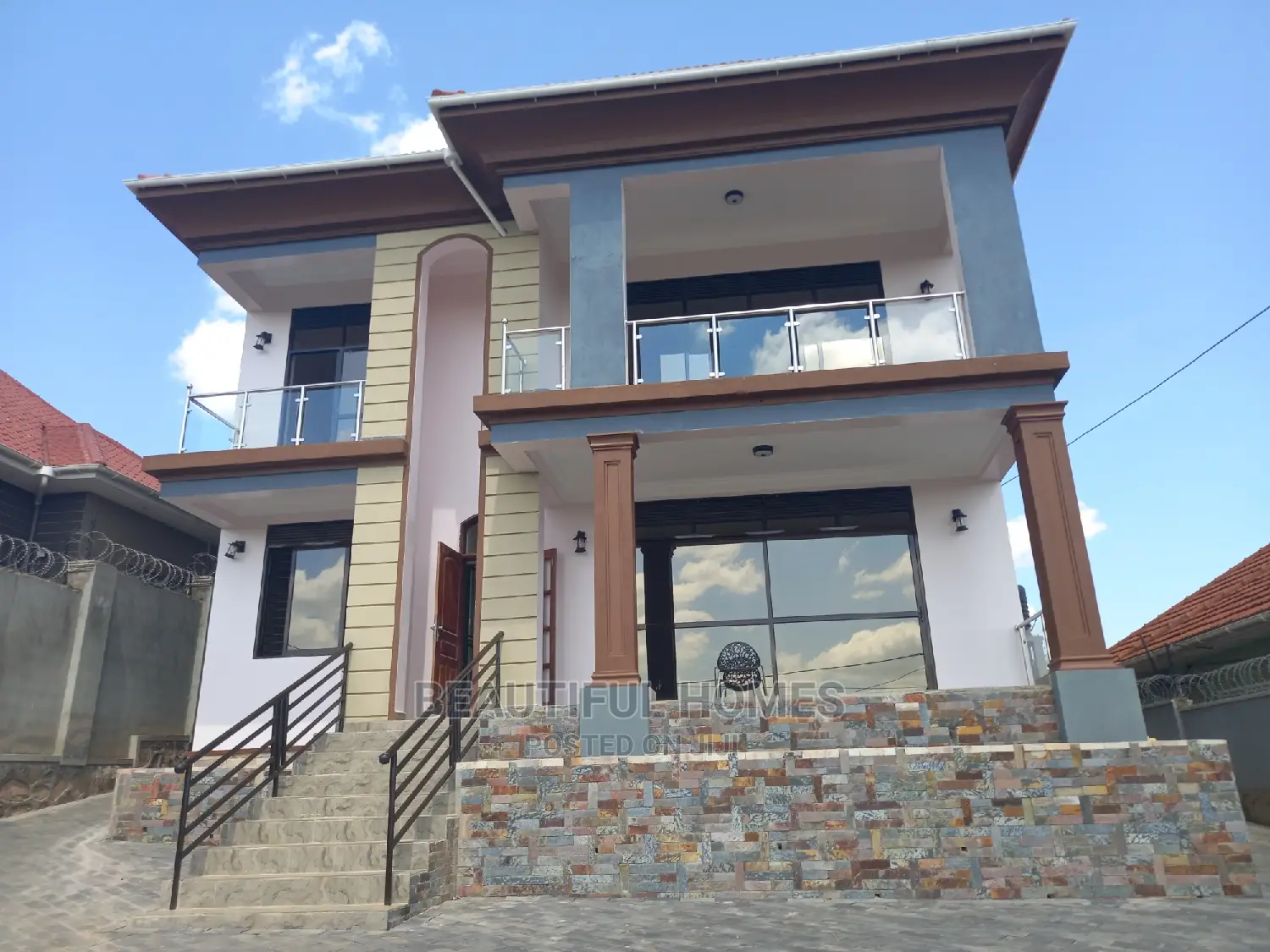 Furnished 6bdrm House in Kira for Sale in Kira