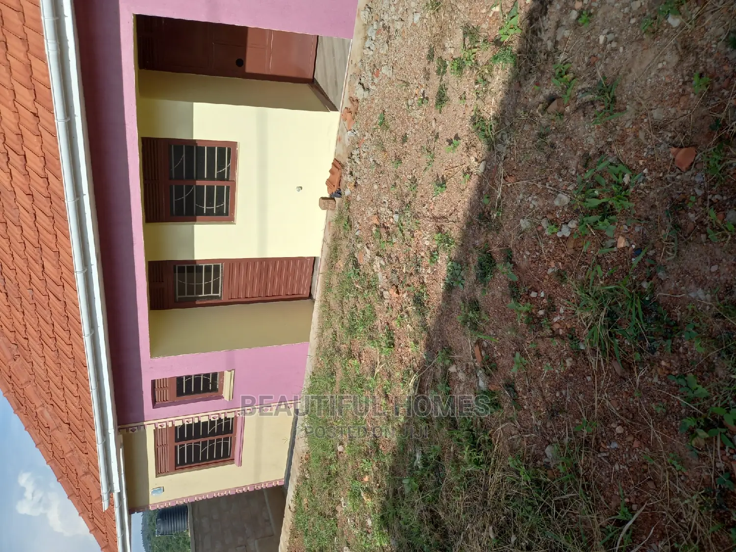 Furnished 4bdrm Bungalow in Kira for Sale in Kira