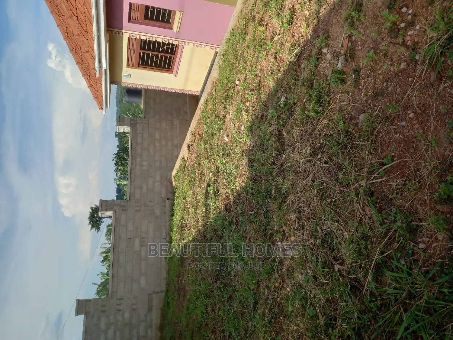 Furnished 4bdrm Bungalow in Kira for Sale in Kira