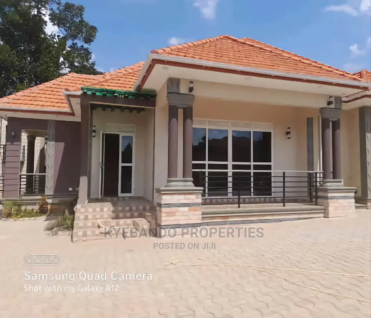 4bdrm Bungalow in Real Estate, Kira for sale in Kira