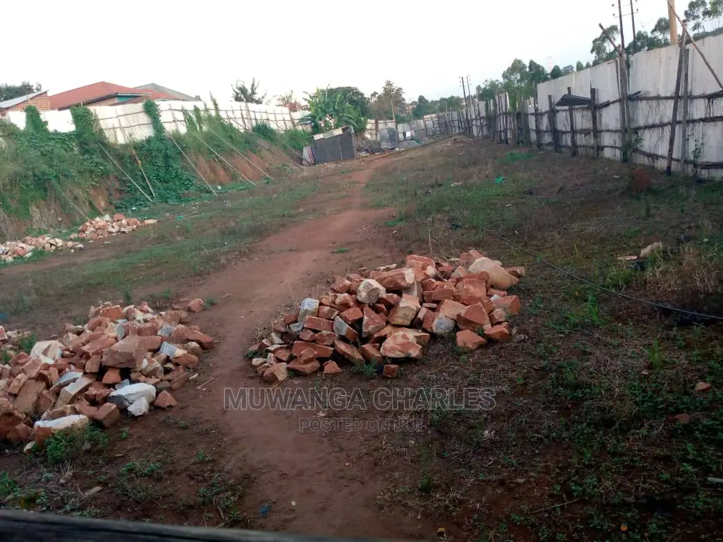 Plots in Gayaza Majigye in Central Division