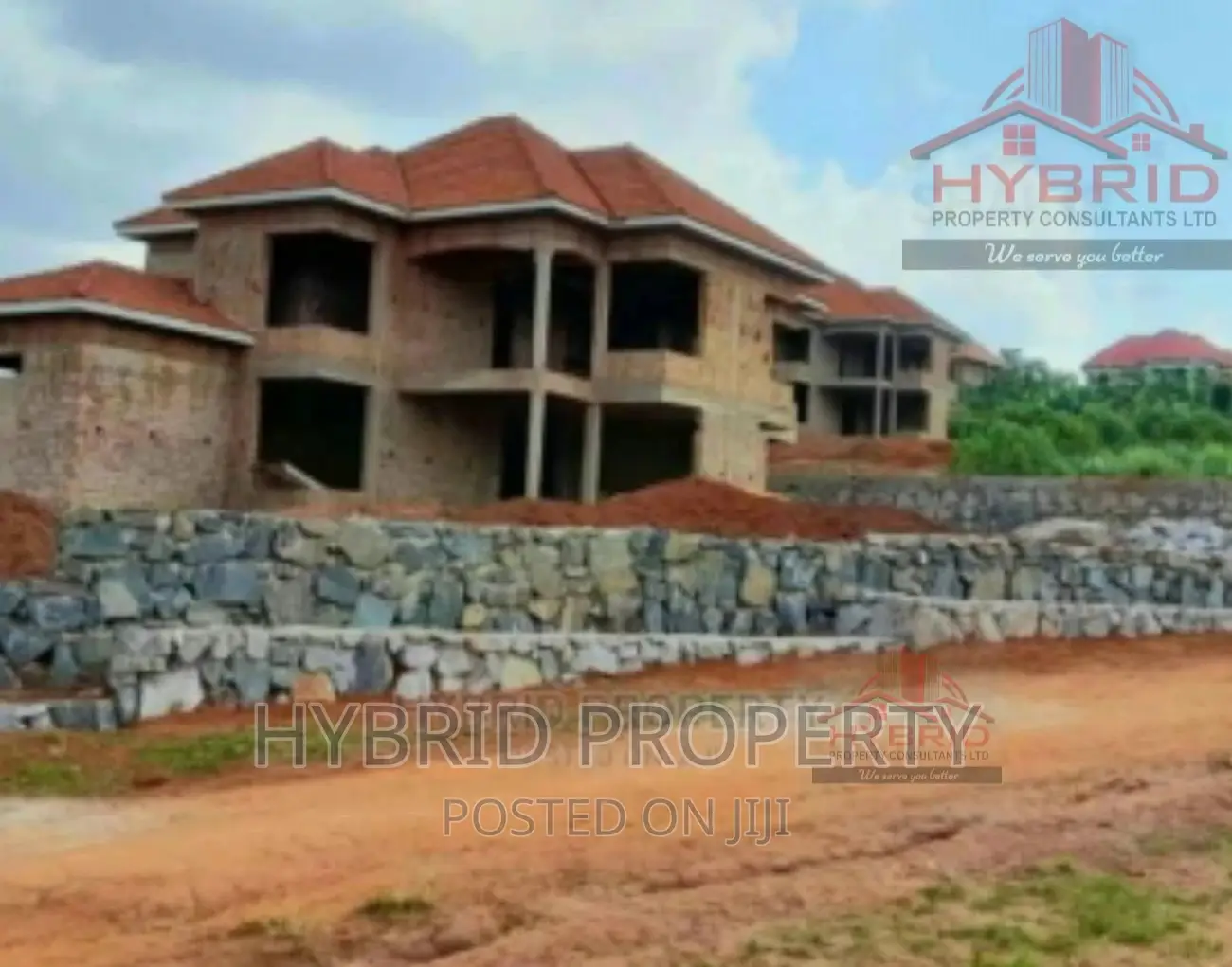 6bdrm Mansion in Nsangi~Katereke for sale in Nsangi
