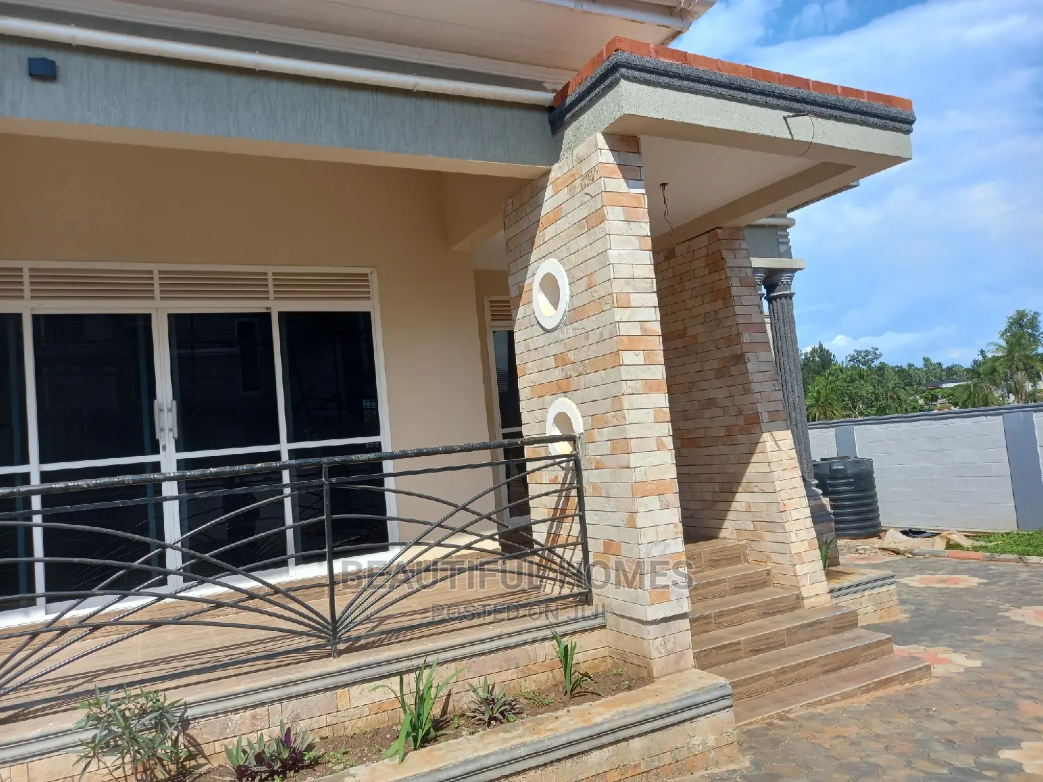 Furnished 4bdrm House in Kira for sale in Kira