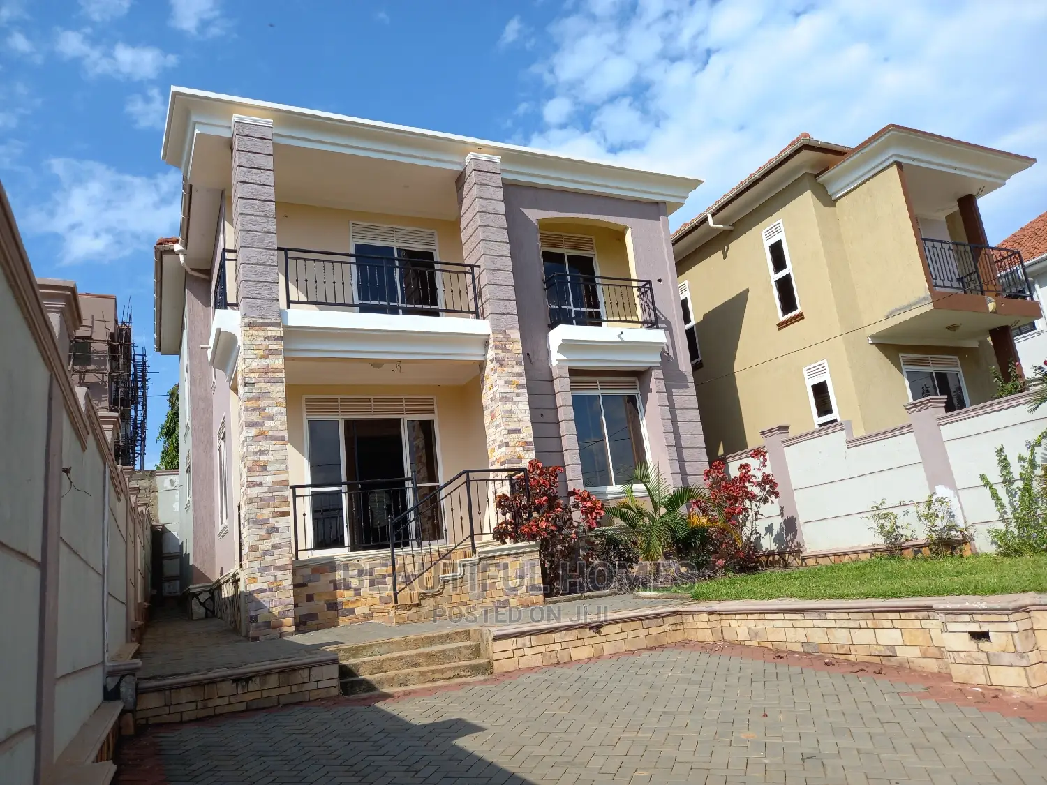 Furnished 4bdrm Maisonette in Kira 1 for sale in Kira