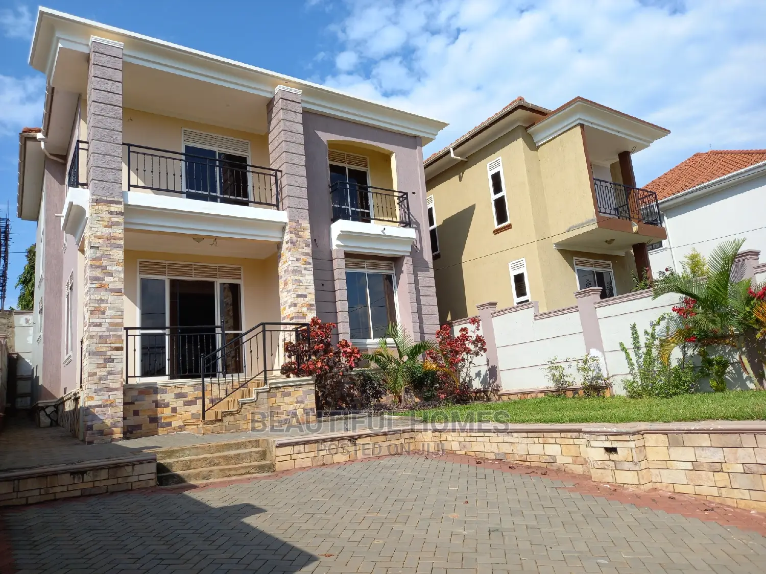 Furnished 4bdrm Maisonette in Kira 1 for sale in Kira