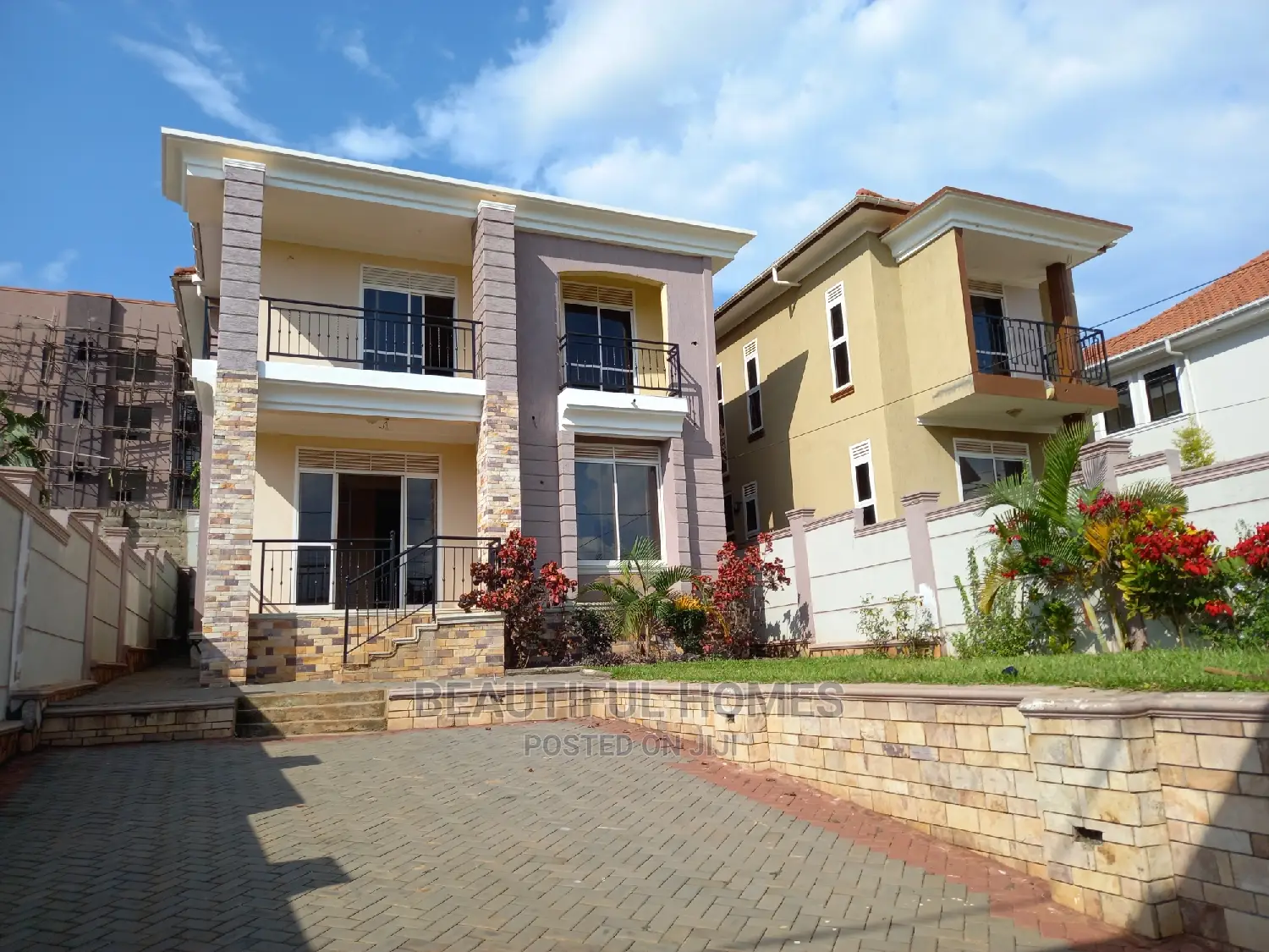 Furnished 4bdrm Duplex in Kira for sale in Kira