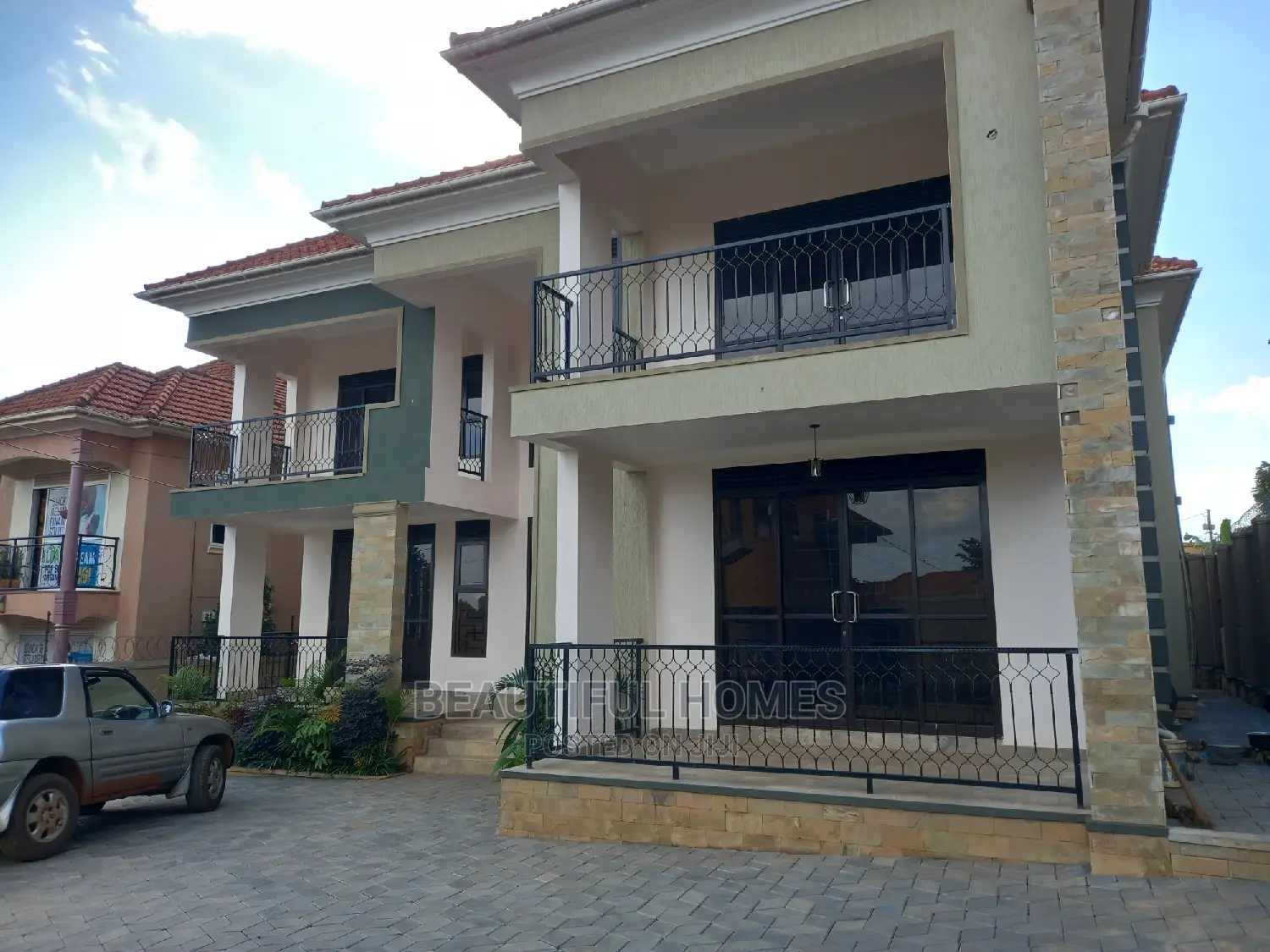 Furnished 6bdrm House in Kira Town, Central Division for sale in Central Division