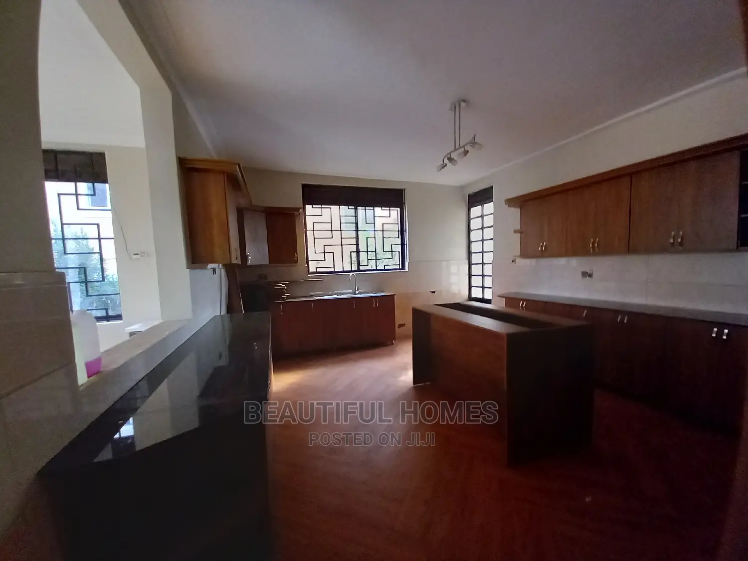 Furnished 6bdrm House in Kira Town, Central Division for sale in Central Division