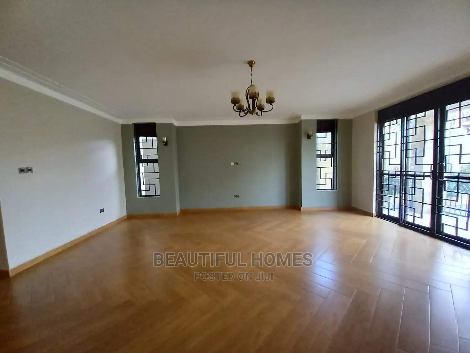 Furnished 6bdrm Mansion in Kira for sale in Kira
