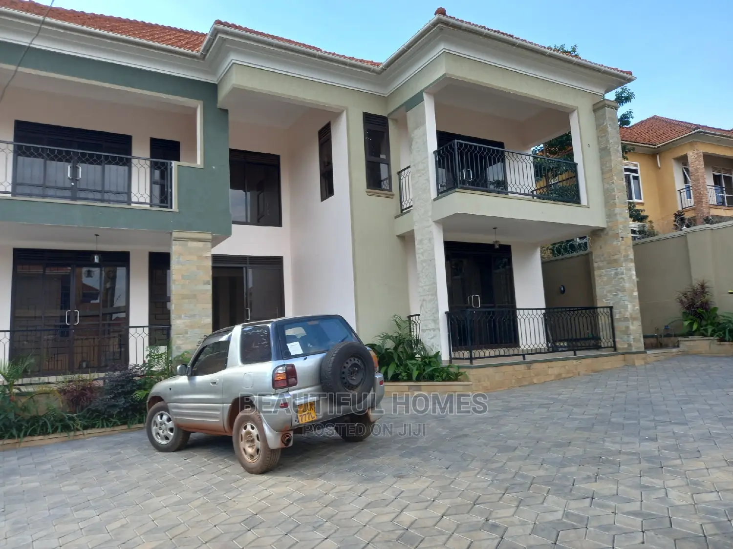 Furnished 6bdrm Duplex in Kira for sale in Kira
