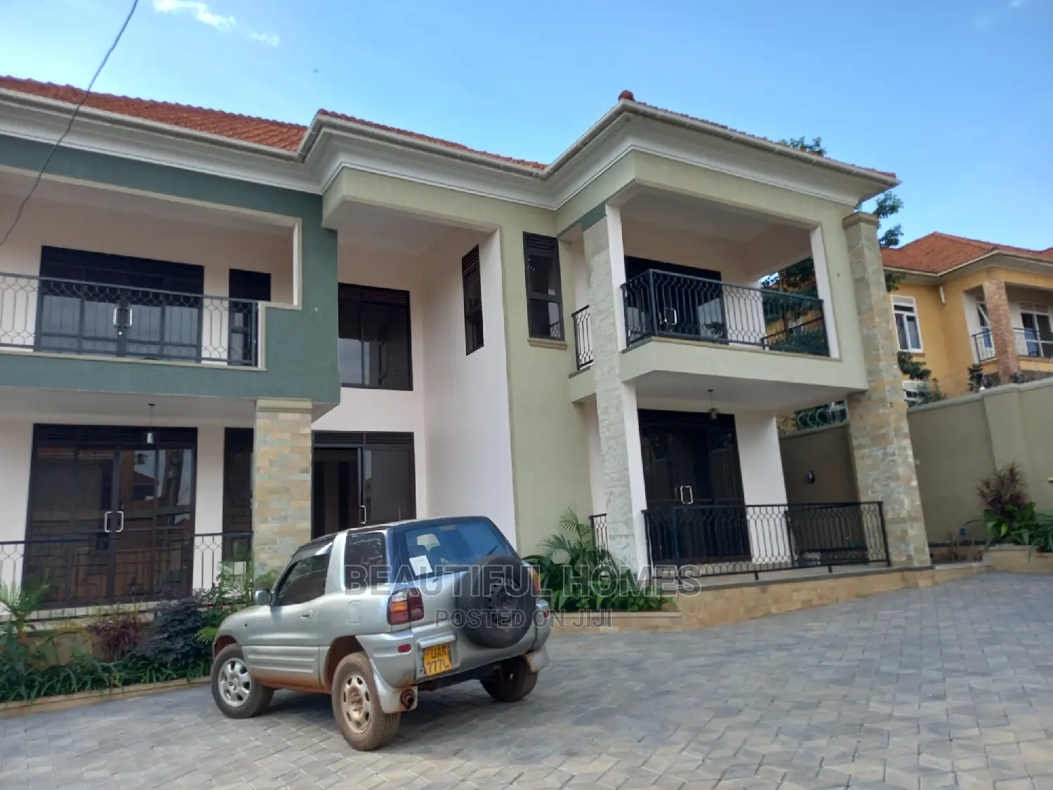 Furnished 6bdrm Duplex in Kira for sale in Kira