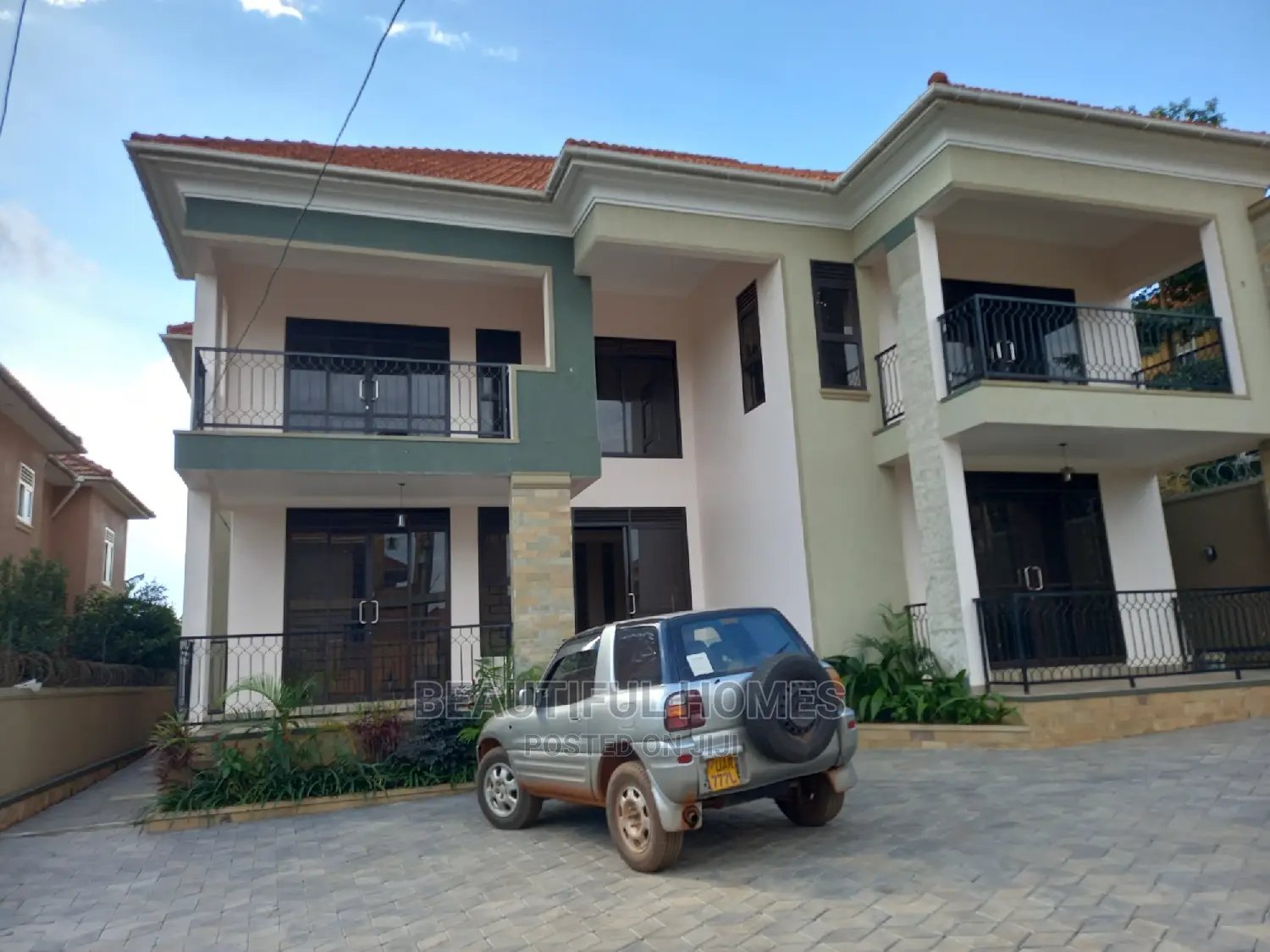 Furnished 6bdrm Mansion in Kira  Wealthy for sale in Kira