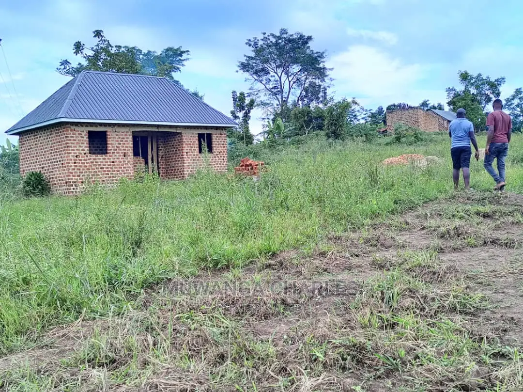 Plots in Buwate on Quick Sale in Central Division