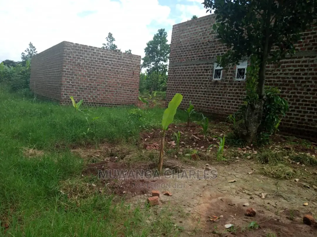 Plots in Gayaza Kalungu in Central Division
